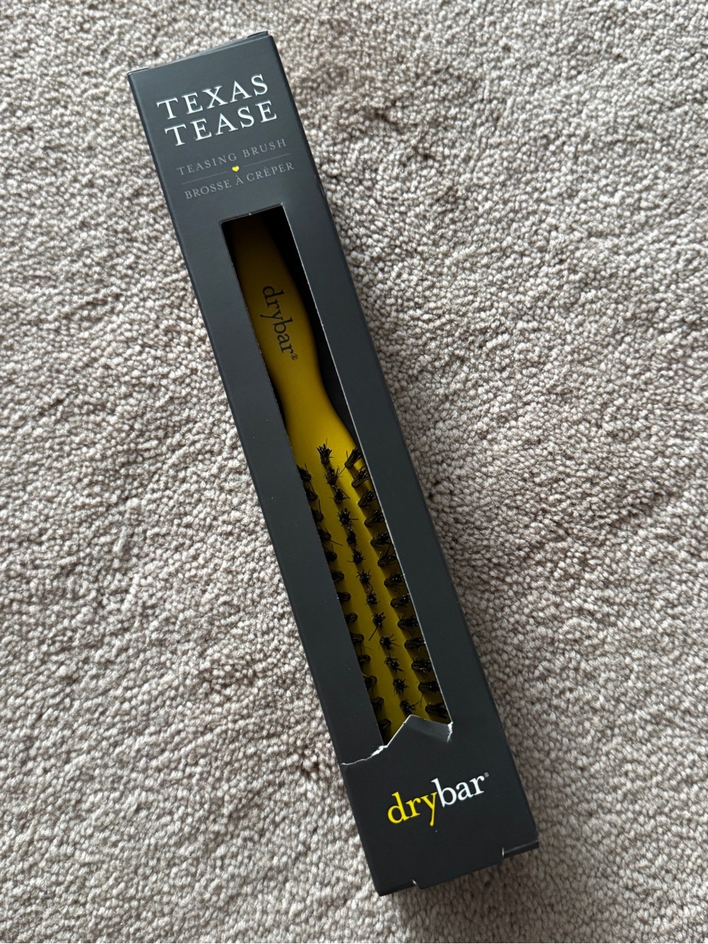 Hair styling brush packaging